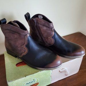 NAOT Sirocco - 26027 - Volcanic Bronze Gold - Size 41- Size 10